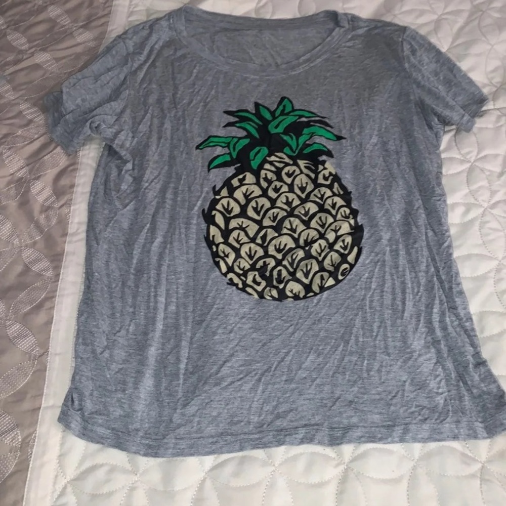 Pineapple t shirt